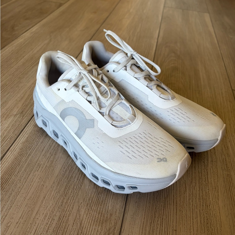 On Women's Cloud 5 Athletic Shoes - Off-White - Picture 2 of 3
